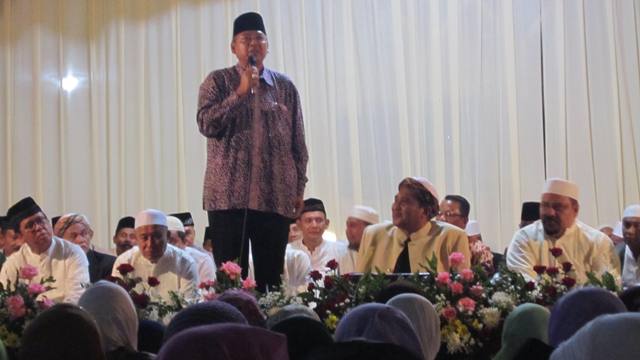 Bupati, Ulama dan Umaroh beristighosah